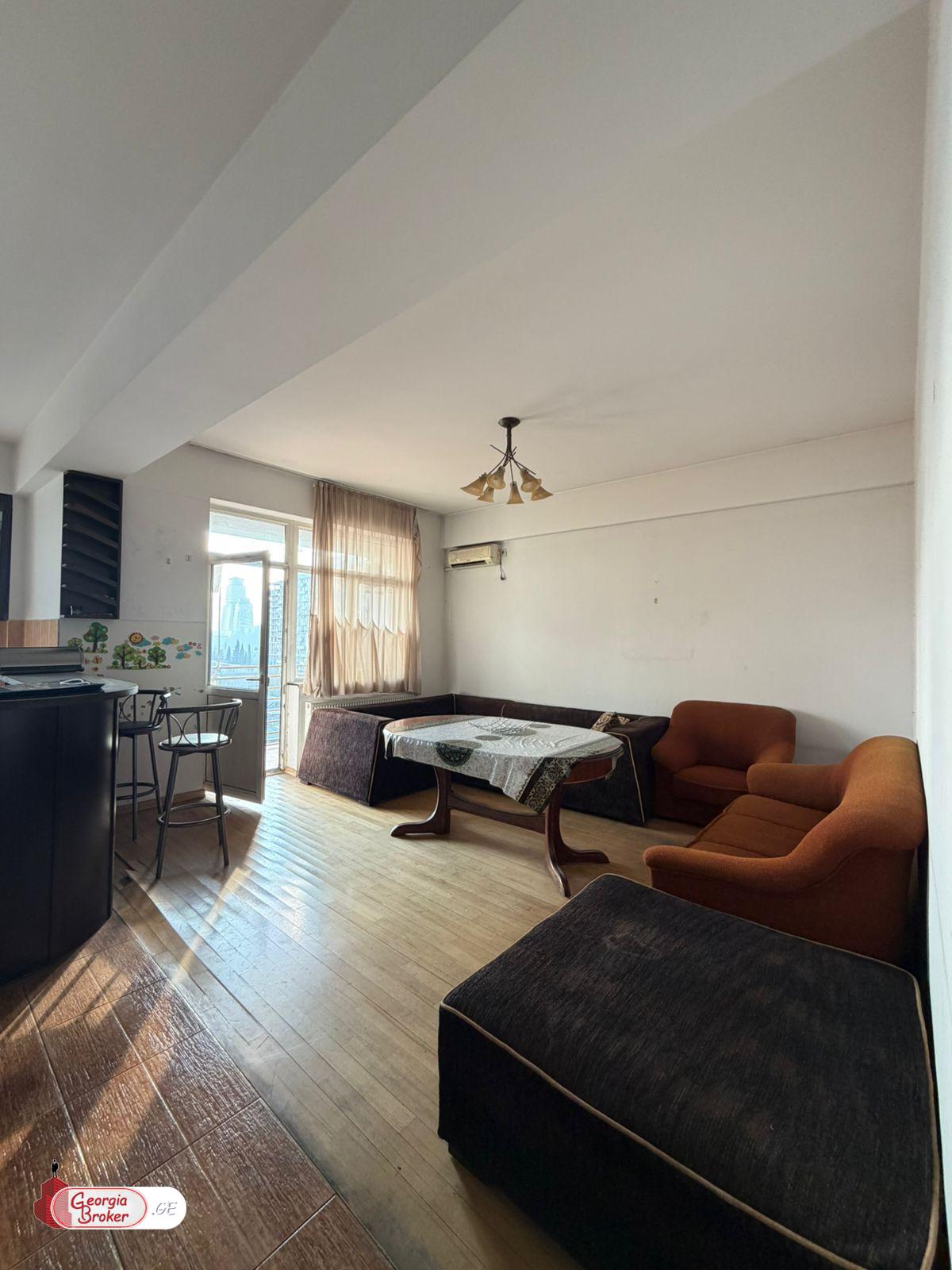 nearly repaired 3-room apartment for sale